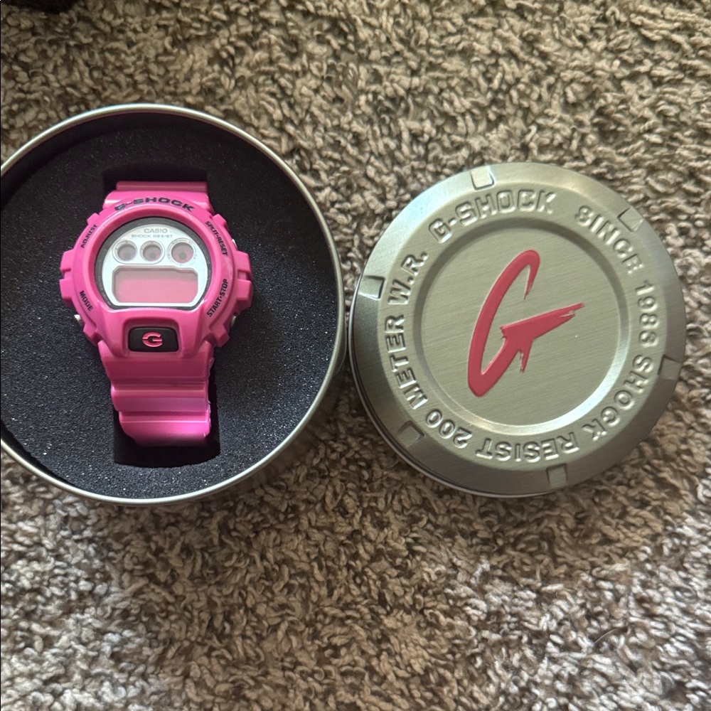 G-Shock Vibrant Pink Smartwatch